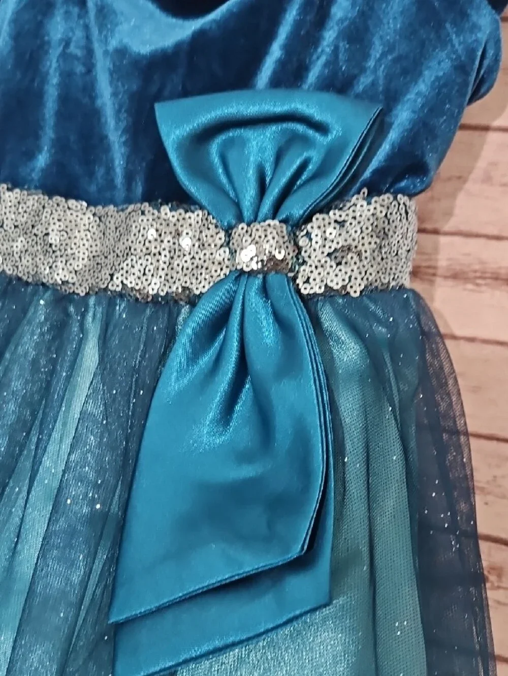 Jona Michelle elegant teal